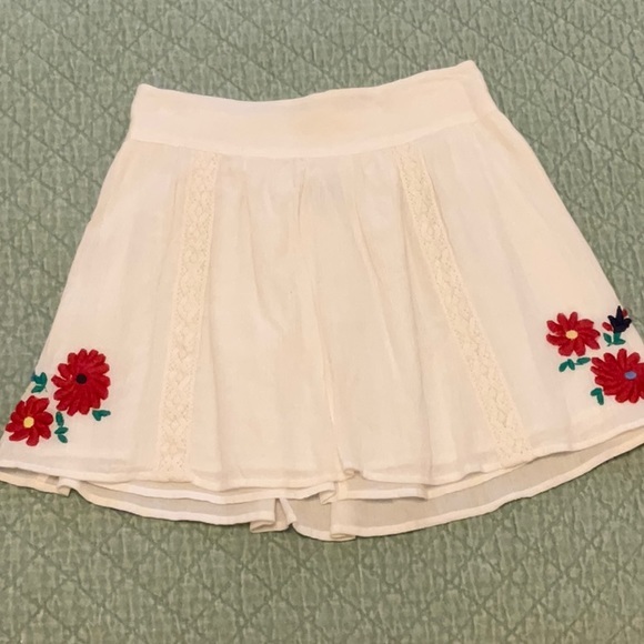 aerie Dresses & Skirts - EUC Aerie skirt bohemian boho Fairycore Cottagecore Embroidered Fully Lined